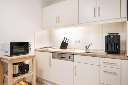 Marienplatz Apartment 2 Bedrooms Living Room Kitchen Munich Luaran gambar